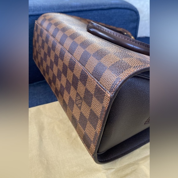 AUTHENTIC LOUIS VUITTON DAMIER EBENE TRIANA HANDBAG - Picture 10 of 12